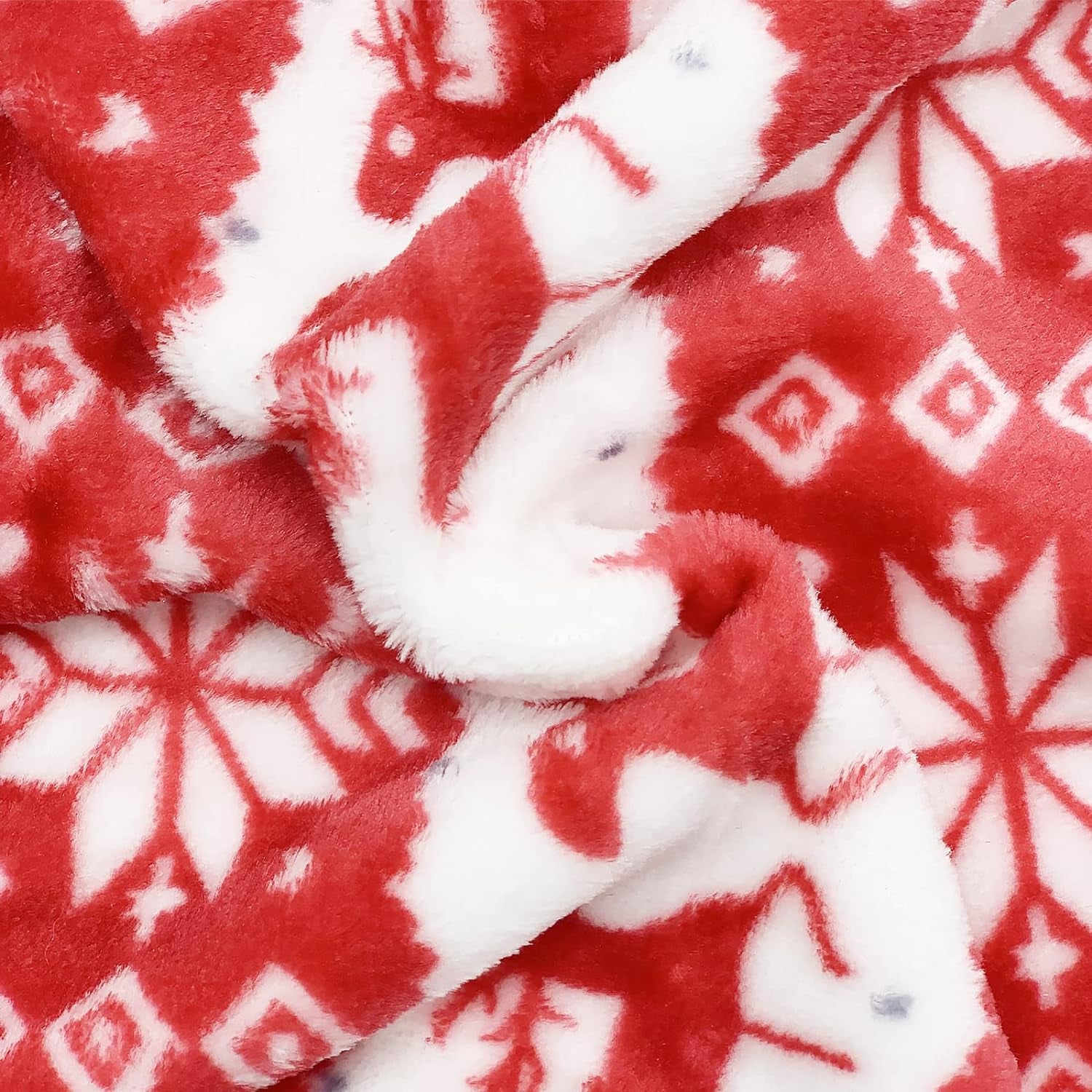 Christmas Snowflake Pet Sweater – Warm Winter Outfit for Small Dogs & Cats